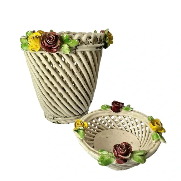 Capodimonte Vintage Art Woven Rope Vase Italy. White w/ Yellow & Red Roses Set - Picture 3 of 11